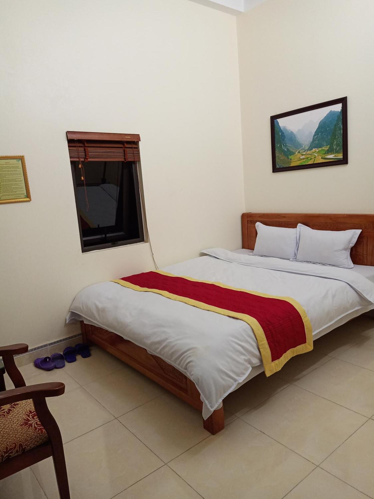 Hotel Cao Nguyen Dong Van  Rum bild